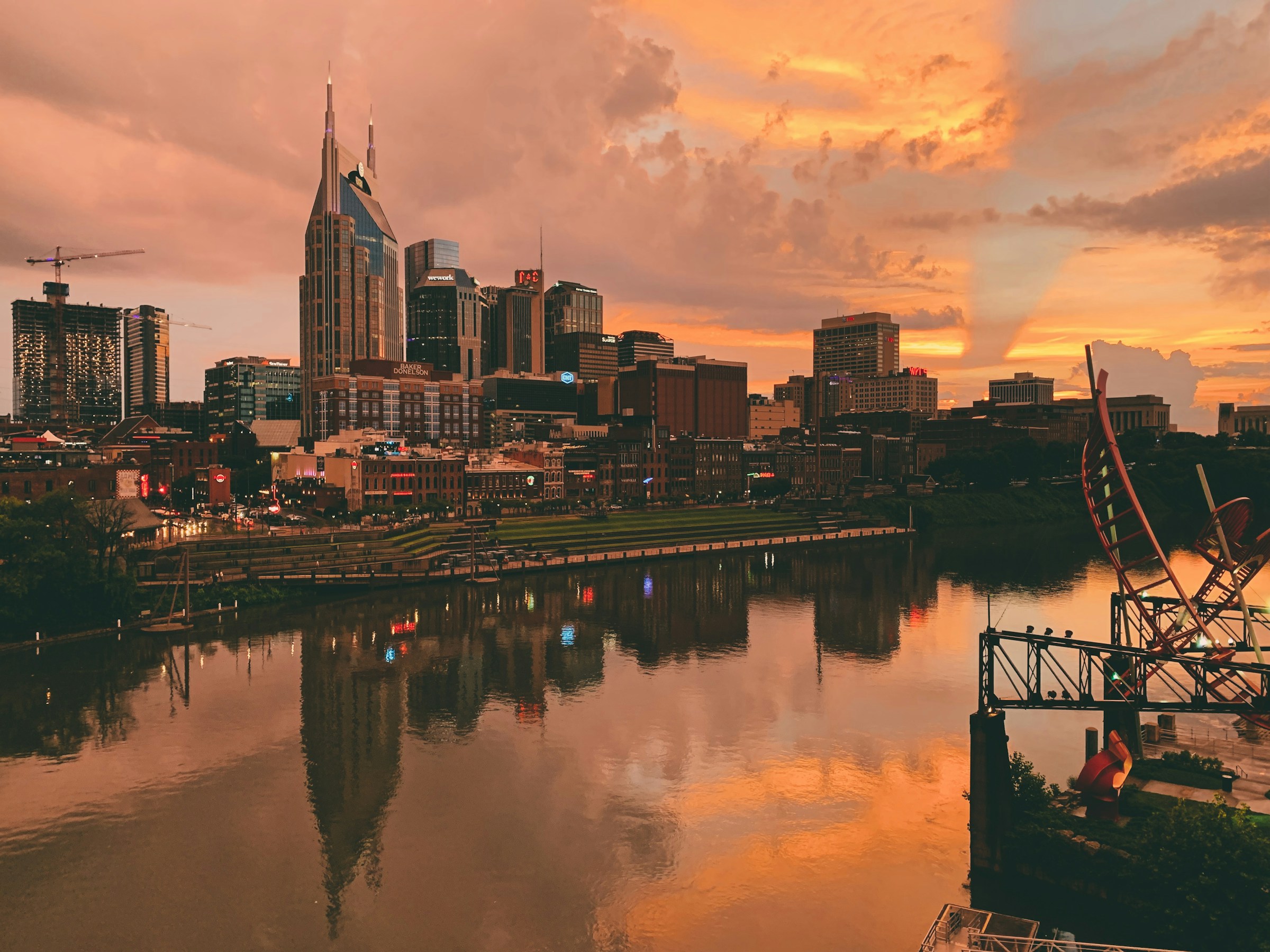 The Nashville, Tennessee skyline at dusk
